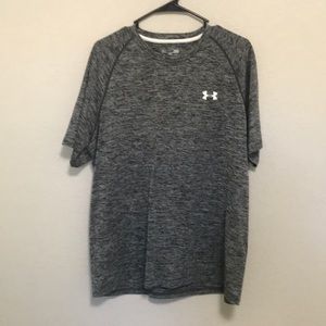 Men’s Under Armor Heat Gear shirt
